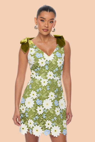 https://cdn.shopify.com/s/files/1/0293/9277/files/03-05-26_S9_35_D87970_Chartreuse_ZSR_AE_IM_14-34-46_1030_PXF_SG_BG.jpg?v=1784921689&with=400&height=600
