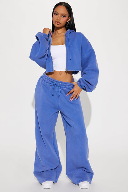 https://cdn.shopify.com/s/files/1/0293/9277/files/03-06-24_S2_61_ZDZPK11103SET_Blue_KJ_RL_14-56-41_5291_PXF.jpg?v=1709918153
