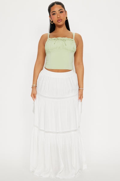 https://cdn.shopify.com/s/files/1/0293/9277/files/03-06-25_S5_26_B22375_White_TK_AC_13-26-28_57895_PXF.jpg?v=1741385081&with=400&height=600