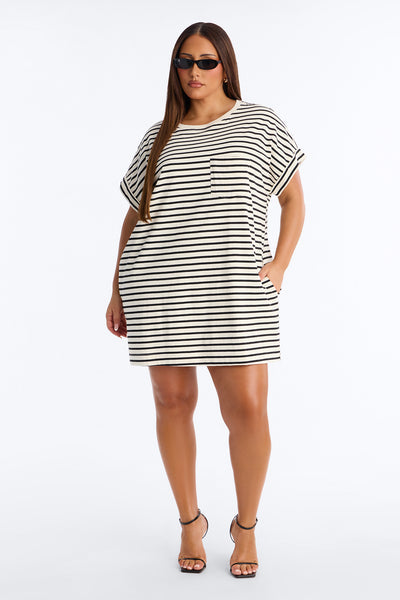 https://cdn.shopify.com/s/files/1/0293/9277/files/03-06-26_S6_50_DZ26C067_BlackWhite_ZSR_KK_AC_15-09-23_PLUS_12909_BH_SKS.jpg?v=1773083364&with=400&height=600