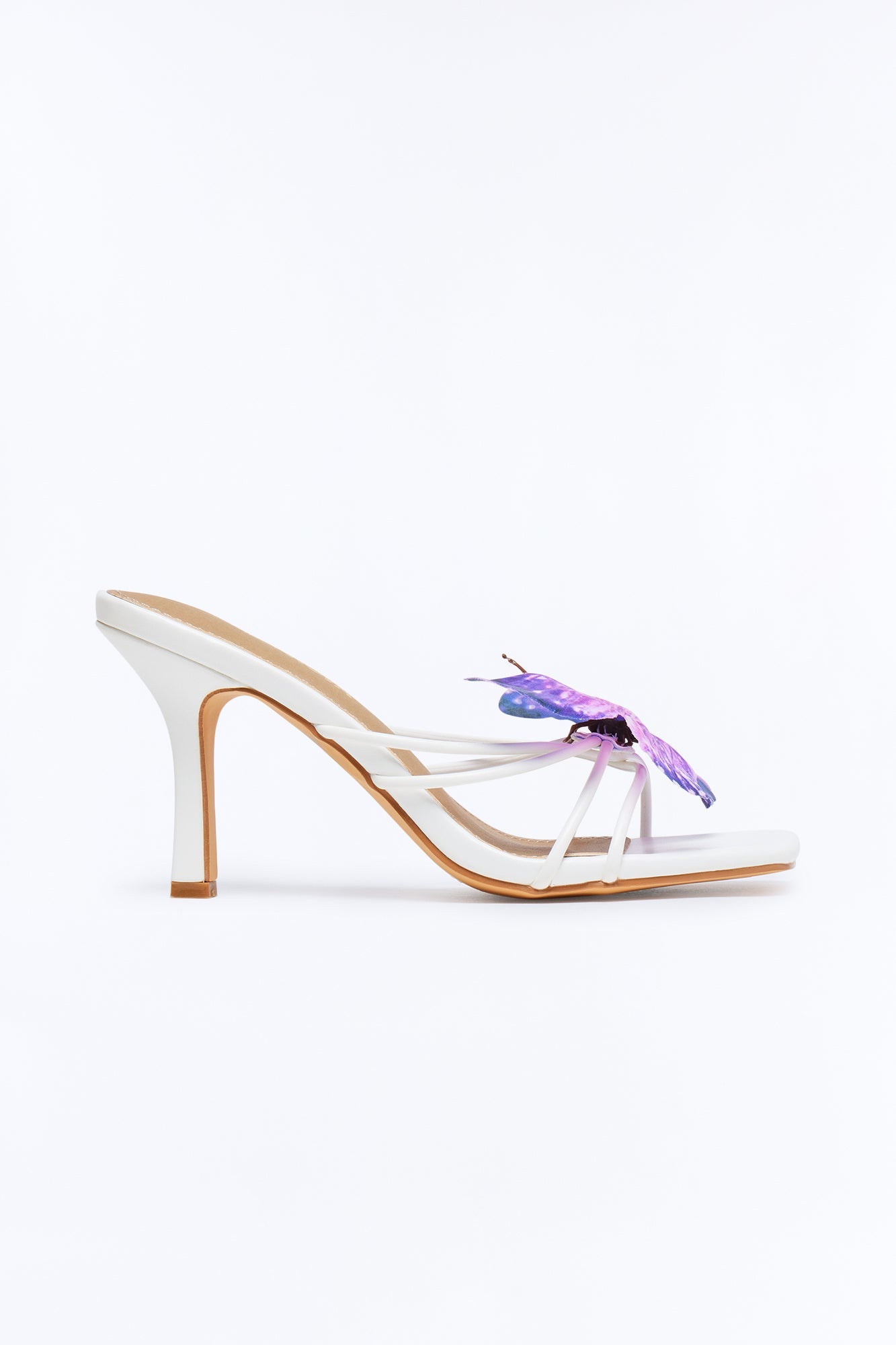 https://cdn.shopify.com/s/files/1/0293/9277/files/03-06-26_SL_31_MEZMERIZE_White_ZSR_AB_11-45-12_FLATLAY_5062_PXF.jpg?v=1772960019