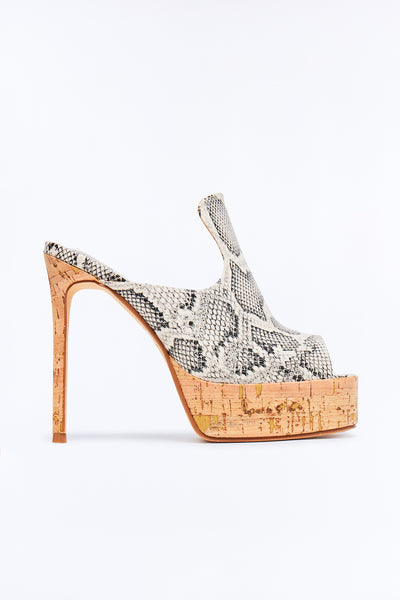 https://cdn.shopify.com/s/files/1/0293/9277/files/03-06-26_SL_37_SKALL_Beige_ZSR_AB_11-44-55_FLATLAY_5050_PXF.jpg?v=1776785670&with=400&height=600