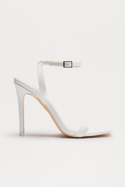https://cdn.shopify.com/s/files/1/0293/9277/files/03-07-25_S10_121_SYLVIAFN_White_ZSR_CXB_14-34-57_FLATLAY_8059_PXF.jpg?v=1742499902&with=400&height=600