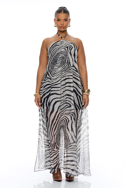 https://cdn.shopify.com/s/files/1/0293/9277/files/03-13-26_S9_39_LD12133_WhiteBlack_ZSR_AE_IM_15-47-54_PLUS_24788_PXF.jpg?v=1774230516&with=400&height=600