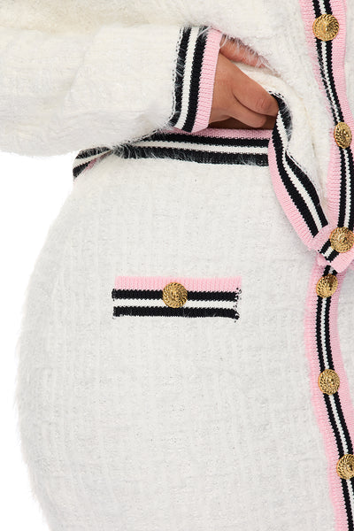 https://cdn.shopify.com/s/files/1/0293/9277/files/03-13-26_S9_5_25MSZ10525AB_Whitecombo_AE_IM_15-47-54_PLUS_24650_PXF.jpg?v=1773680675&with=400&height=600