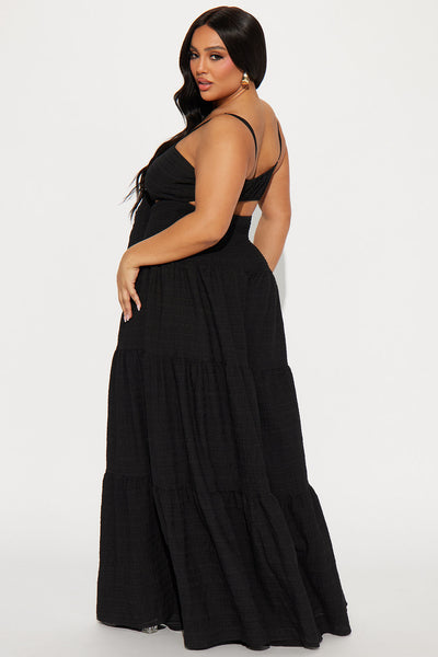 https://cdn.shopify.com/s/files/1/0293/9277/files/03-14-24_S1_70_JR4292_Black_KT_SS_16-30-48_PLUS_39841_PXF_MH.jpg?v=1712250829&with=400&height=600