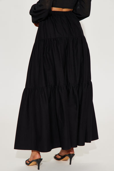 https://cdn.shopify.com/s/files/1/0293/9277/files/03-17-25_S5_25_B19996FN_Black_KJ_SS_11-28-08_3129_PXF.jpg?v=1742327246&with=400&height=600