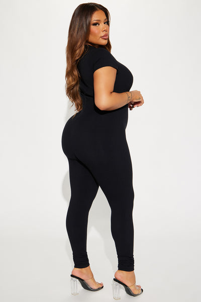 https://cdn.shopify.com/s/files/1/0293/9277/files/03-18-24_S4_46_ZDJ2458_Black_P_RM_IM_14-55-58_PLUS_69628_PXF.jpg?v=1711470763&with=400&height=600