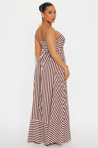 https://cdn.shopify.com/s/files/1/0293/9277/files/03-19-25_S5_9_RD54726_Blue_CR_DO_11-07-43_5329_PXF_WG.jpg?v=1742598033&with=400&height=600