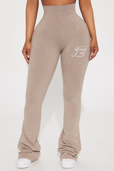https://cdn.shopify.com/s/files/1/0293/9277/files/03-20-24_S2_10_ZPK12019BT_Taupecombo_P_KJ_RL_14-17-16_33932_PXF.jpg?v=1711137225&with=400&height=600