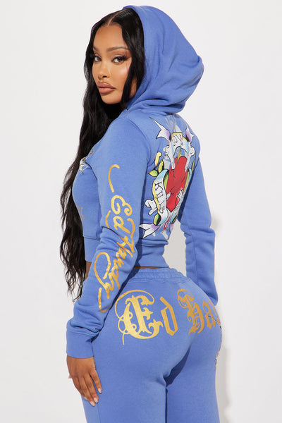 https://cdn.shopify.com/s/files/1/0293/9277/files/03-20-24_S2_42_EHW180027_Blue_P_KJ_RL_15-31-09_8532_PXF_EH.jpg?v=1711138612&with=400&height=600
