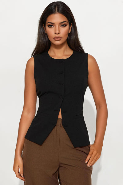 https://cdn.shopify.com/s/files/1/0293/9277/files/03-20-25_S9_64_O30666_Black_RA_SS_15-17-37_3134-Amira_CM_ES.jpg?v=1742933061&with=400&height=600