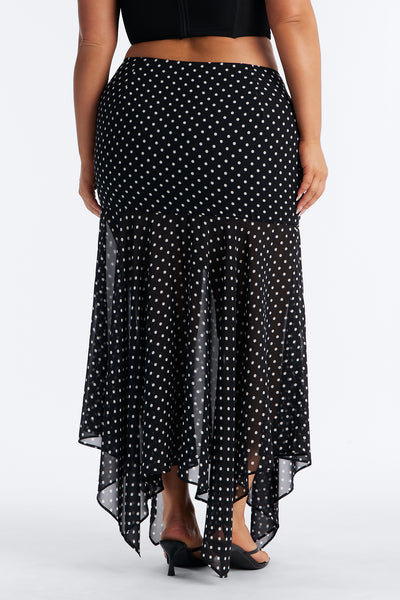 https://cdn.shopify.com/s/files/1/0293/9277/files/03-20-26_S4_34_OLECNWSNF54010_BlackWhite_ZSR_SL_NL_JP_13-36-00_PLUS_81228_SKS.jpg?v=1774371664&with=400&height=600