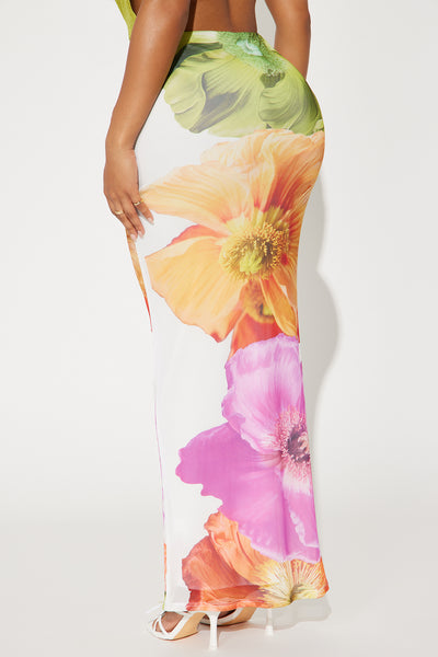 https://cdn.shopify.com/s/files/1/0293/9277/files/03-21-25_S3_3_ZDM5694BIGFL_Whitecombo_RA_PC_10-43-25_55245_PXF.jpg?v=1742849909&with=400&height=600