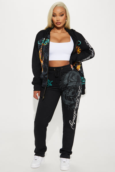 https://cdn.shopify.com/s/files/1/0293/9277/files/03-22-24_S2_18_EHM80034_Black_KJ_RL_16-12-26_34130_PXF.jpg?v=1711664950&with=400&height=600