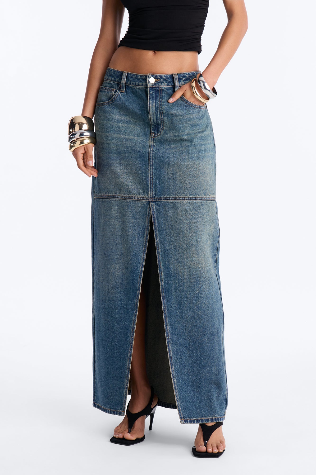https://cdn.shopify.com/s/files/1/0293/9277/files/03-23-26_S1_14_B32504SK3802_VintageWash_TK_PC_11-21-27_31203_PXF.jpg?v=1776266058