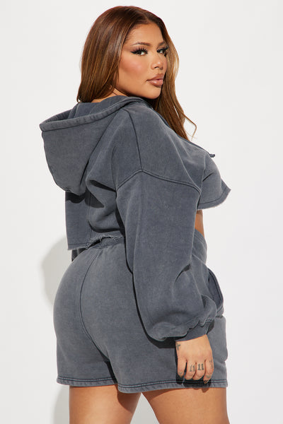 https://cdn.shopify.com/s/files/1/0293/9277/files/03-25-24_S4_39_ZDZDZPK111031SSET_Charcoal_ID_PC_14-14-50_PLUS_73613_PXF.jpg?v=1712184284&with=400&height=600
