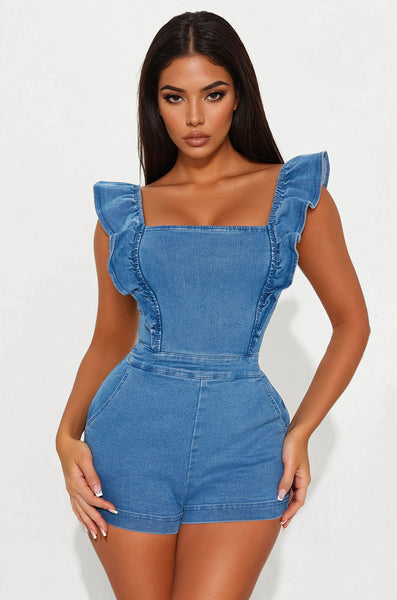 https://cdn.shopify.com/s/files/1/0293/9277/files/03-25-25_S2_3_IP9289_MediumWash_JG_AP_09-41-14_16259_CM-Amira_EH_WG.jpg?v=1743623893&with=400&height=600