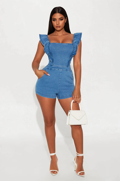 https://cdn.shopify.com/s/files/1/0293/9277/files/03-25-25_S2_3_IP9289_MediumWash_JG_AP_09-45-06_16265_CM-Amira_EH_WG.jpg?v=1743623893&with=400&height=600