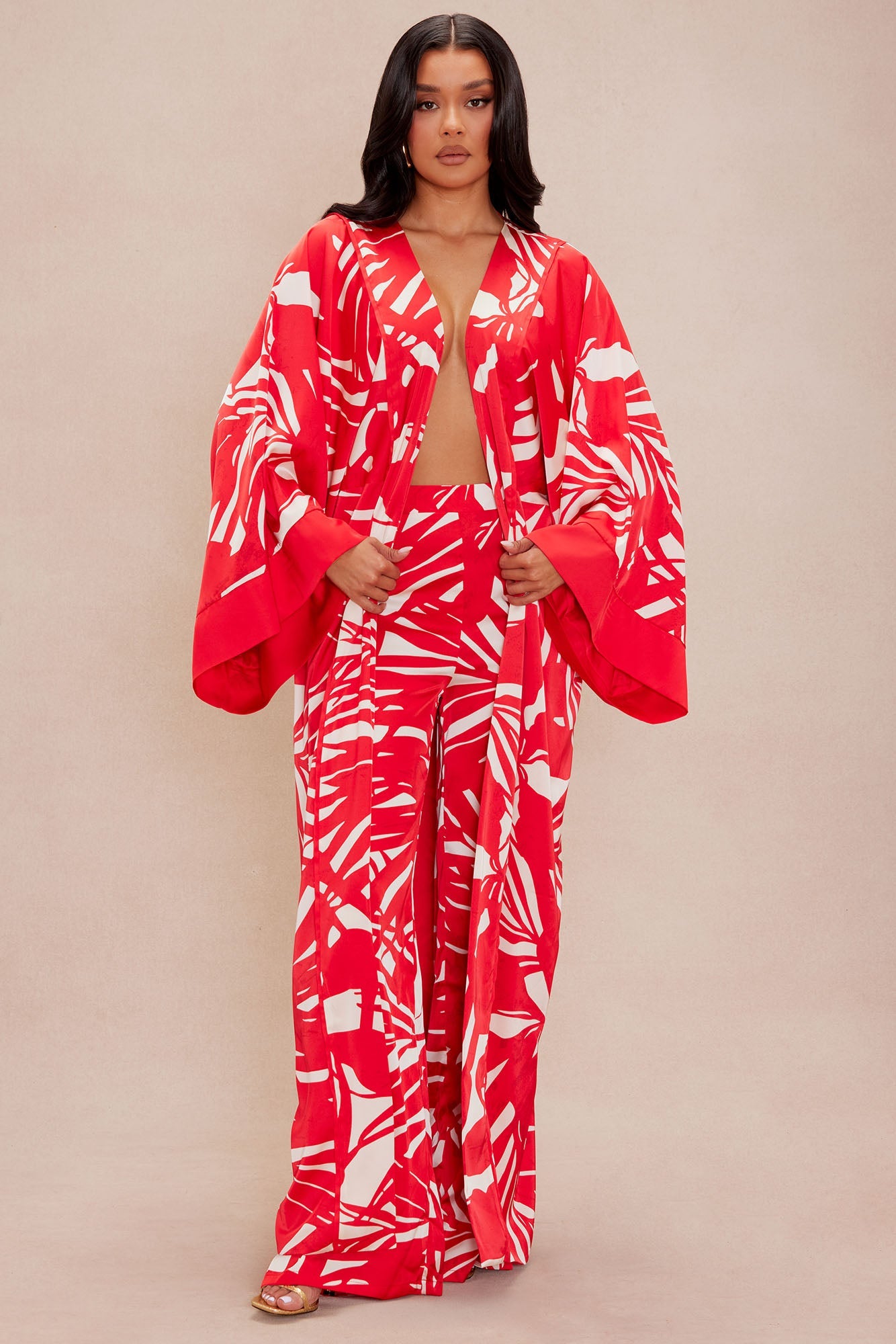 https://cdn.shopify.com/s/files/1/0293/9277/files/03-25-25_S5_19_JKT1197_Redcombo_KJ_DO_11-53-52_8953_BH.jpg?v=1743110019