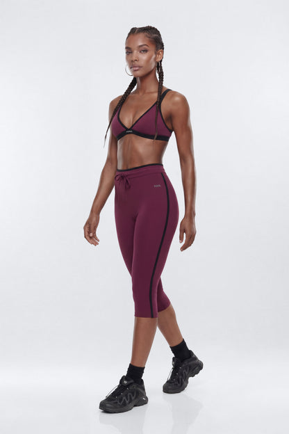 https://cdn.shopify.com/s/files/1/0293/9277/files/03-25-26_S9_PM_12_B125SB1313_Merlot_JG_IM_17-57-54_34616-5_ES_ES_ES_SG_JA.jpg?v=1776094794
