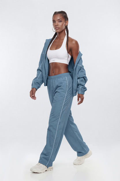 https://cdn.shopify.com/s/files/1/0293/9277/files/03-25-26_S9_PM_14_B12505SB1302_SoftIndigo_JG_IM_18-02-06_0470-5_ES_ES_ES_MH_JA_37440524-1587-4687-833b-c4071e438356.jpg?v=1776121859