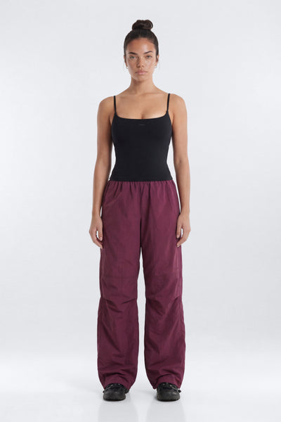 https://cdn.shopify.com/s/files/1/0293/9277/files/03-25-26_S9_PM_4_B125SP1204_Black_JG_IM_16-58-27_0111-1_EH_ES_ES_JA.jpg?v=1776105177&with=400&height=600
