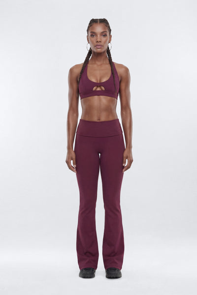 https://cdn.shopify.com/s/files/1/0293/9277/files/03-25-26_S9_PM_9_B12503SB0501_Merlot_JG_IM_17-42-12_34603-7_2__ES_ES_ES_SG_JA.jpg?v=1776121882&with=400&height=600