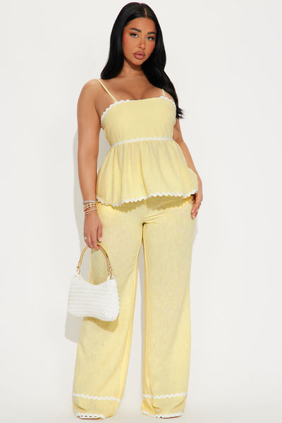 https://cdn.shopify.com/s/files/1/0293/9277/files/03-27-25_S5_33_RWS38072_ButterYellow_CC_RA_MK_15-33-22_58883_SG_KP.jpg?v=1744151190&with=400&height=600