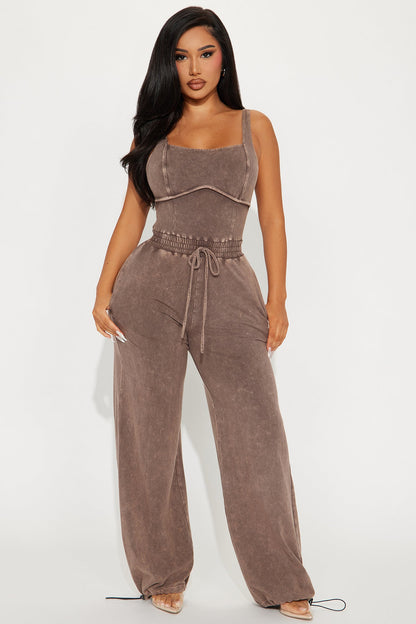 https://cdn.shopify.com/s/files/1/0293/9277/files/03-28-24_S3_2_EJ3836N_Brown_RA_AC_09-49-22_14127_MH_PXF.jpg?v=1711983131