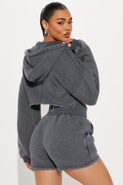 https://cdn.shopify.com/s/files/1/0293/9277/files/04-02-24_S2_61_ZDZDZPK111031SSET_Charcoal_KJ_RL_14-07-50_11595_PXF.jpg?v=1712184284&with=400&height=600
