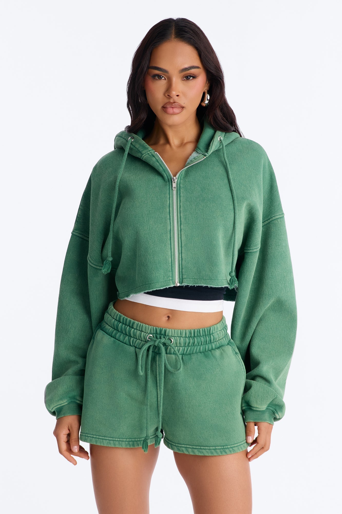 https://cdn.shopify.com/s/files/1/0293/9277/files/04-03-26_S3_40_B225MS4205_Green_KK_PC_13-18-02_10305_PXF.jpg?v=1775579736