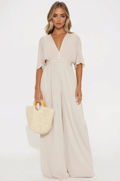 https://cdn.shopify.com/s/files/1/0293/9277/files/04-04-25_S6_70_HF25F432_Taupe_JG_AA_15-19-36_58152_CM-Vita_PXF.jpg?v=1744825627&with=400&height=600