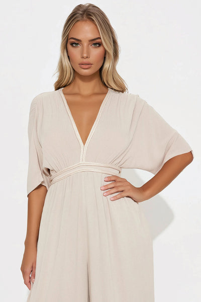 https://cdn.shopify.com/s/files/1/0293/9277/files/04-04-25_S6_70_HF25F432_Taupe_JG_AA_15-20-23_58162_CM-Vita_PXF.jpg?v=1744825627&with=400&height=600