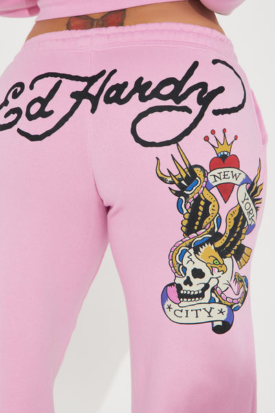 https://cdn.shopify.com/s/files/1/0293/9277/files/04-05-24_S1_47_EHW820033_Pink_TK_PC_14-35-54_35647_PXF.jpg?v=1712677419&with=400&height=600