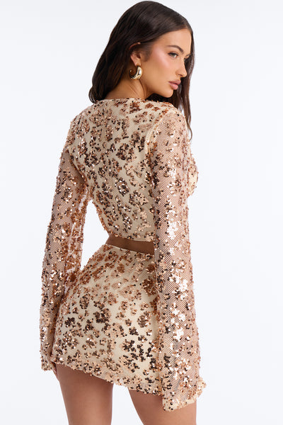https://cdn.shopify.com/s/files/1/0293/9277/files/04-07-26_S6_49_V125MS14550_Champagne_TK_SS_14-11-36_6793_PXF.jpg?v=1776093869&with=400&height=600