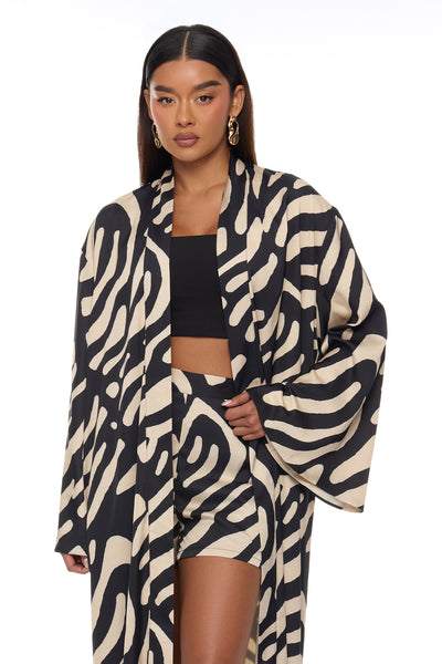 https://cdn.shopify.com/s/files/1/0293/9277/files/04-08-26_S9_22_FN25118_Blackcombo_KJ_IM_13-55-36_0653_PXF.jpg?v=1775842235&with=400&height=600