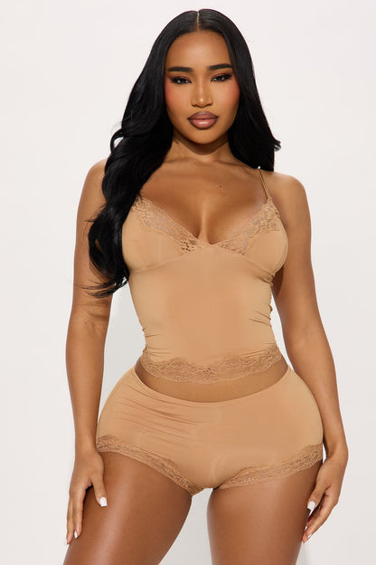 https://cdn.shopify.com/s/files/1/0293/9277/files/04-09-25_S1_2_LI028_Brown_ZSR_CR_JS_12-02-31_3455_EH.jpg?v=1744321739