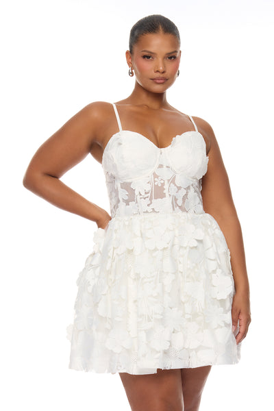https://cdn.shopify.com/s/files/1/0293/9277/files/04-10-26_S9_16_GW23C6018_White_ZSR_AE_PC_09-48-11_PLUS_0401_PXF.jpg?v=1776362600&with=400&height=600