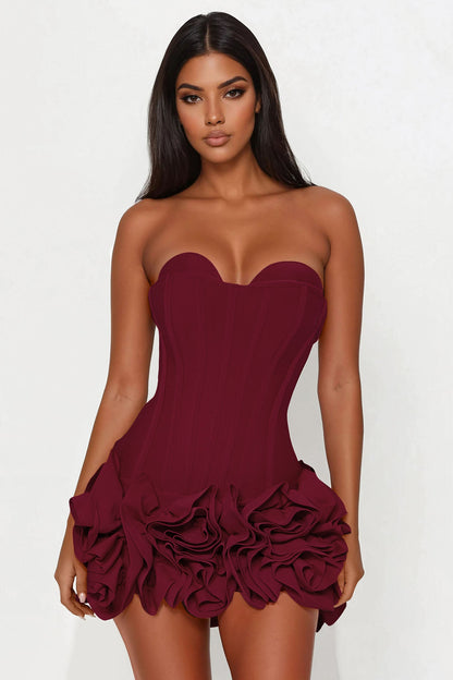https://cdn.shopify.com/s/files/1/0293/9277/files/04-11-25_S8_1_BD529_Red_JG_IM_09-41-01_74542_ES-Amira_KP.jpg?v=1757103787
