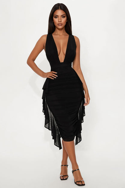 https://cdn.shopify.com/s/files/1/0293/9277/files/04-11-25_S8_65_KYPD5021901_Red_JG_IM_14-57-33_75534_CM-Amira_EH.jpg?v=1745510539