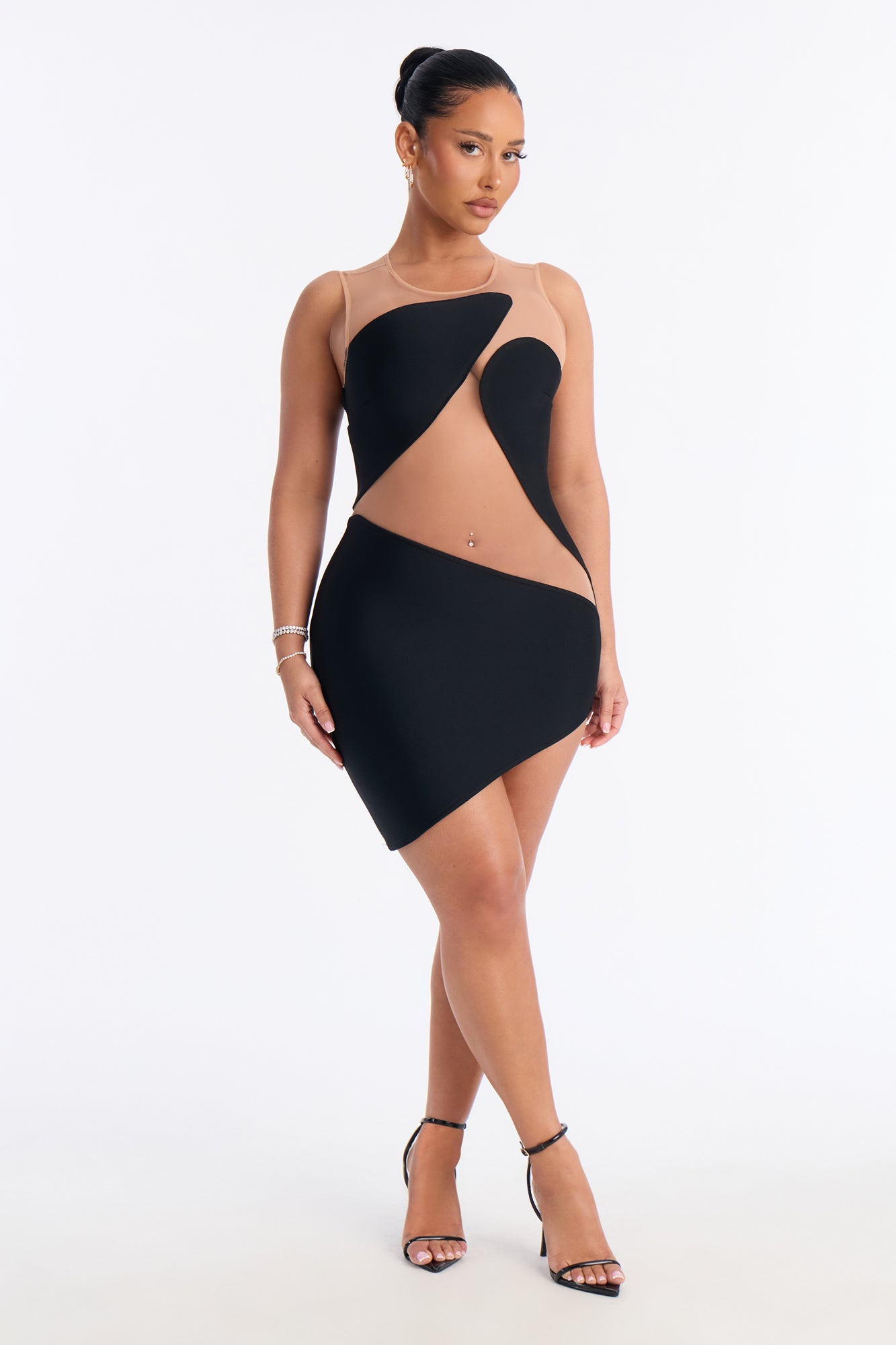 https://cdn.shopify.com/s/files/1/0293/9277/files/04-13-26_S5_45_25GWT9657_Black_AB_AM_14-27-49_22338_PXF.jpg?v=1776437945