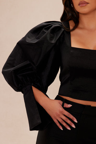 https://cdn.shopify.com/s/files/1/0293/9277/files/04-14-25_S5_40_24GWT13202_Black_KJ_IM_14-23-57_10228_PXF.jpg?v=1744766897&with=400&height=600