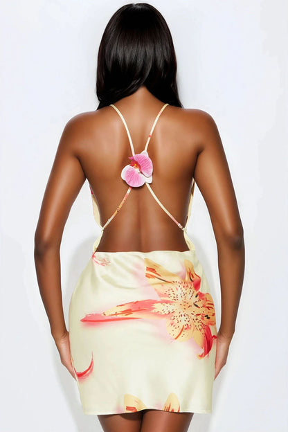 https://cdn.shopify.com/s/files/1/0293/9277/files/04-15-25_S4_28_KLMD4110502_Yellowcombo_JG_AP_13-16-05_17947_MH-Adia_CM_WG_MH.jpg?v=1746471839