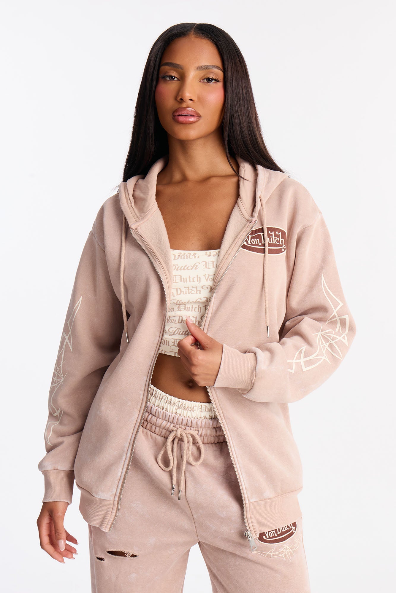 https://cdn.shopify.com/s/files/1/0293/9277/files/04-15-26_S1_48_7VND2B0100NV_Taupe_ZSR_TK_IM_14-02-41_58079_ES.jpg?v=1776455096