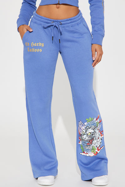 https://cdn.shopify.com/s/files/1/0293/9277/files/04-16-24_S5_4_EHW820034_Blue_P_KJ_AP_11-28-51_43845_PXF.jpg?v=1713389358&with=400&height=600
