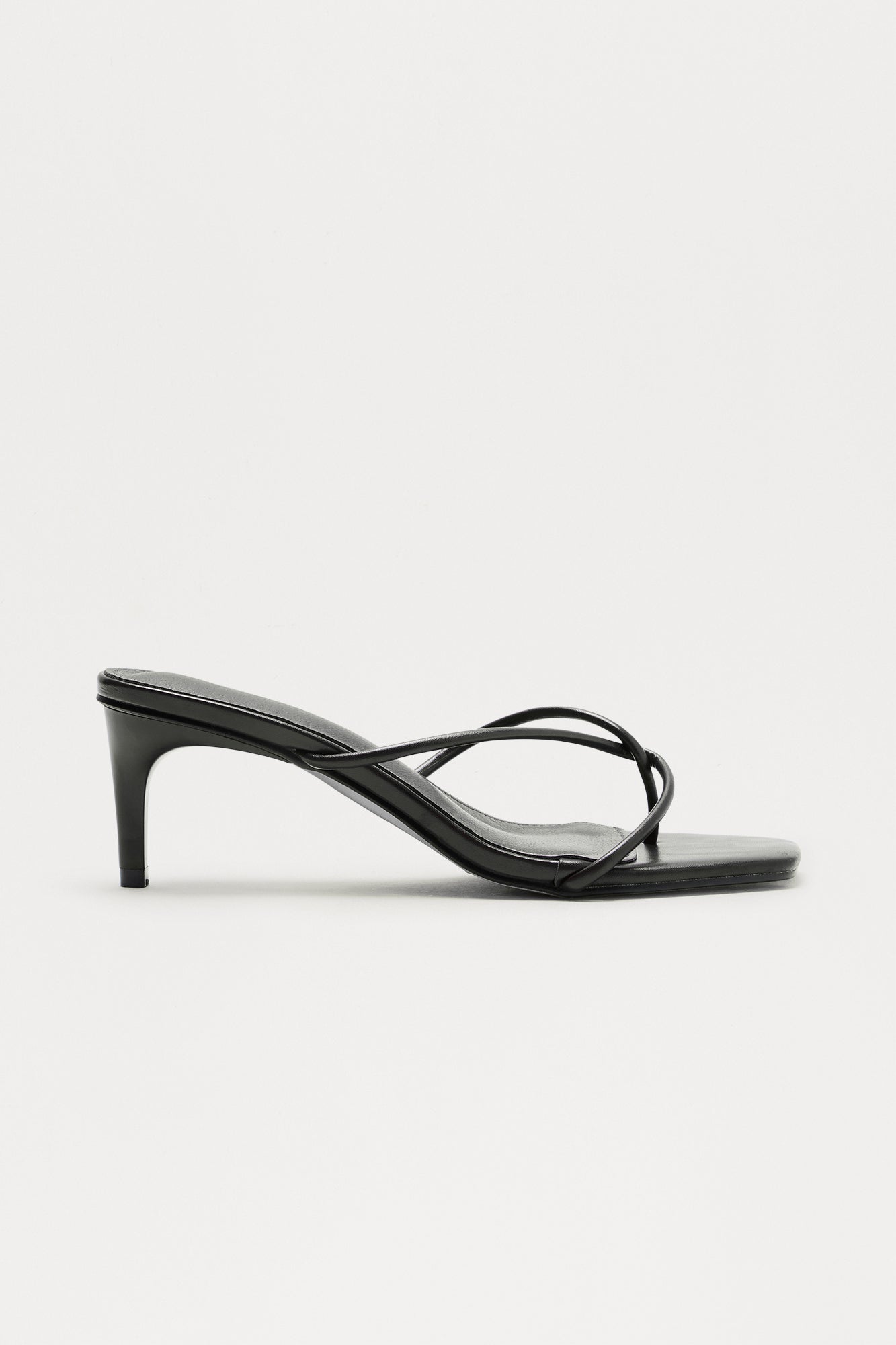 https://cdn.shopify.com/s/files/1/0293/9277/files/04-16-25_S15_2_HIGHTIDES_Black_ZSR_CZ_09-39-55_FLATLAY_3474_PXF.jpg?v=1750810397