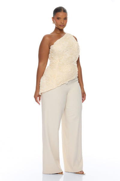 https://cdn.shopify.com/s/files/1/0293/9277/files/04-17-26_S9_19_BZ10687_Cream_ZSR_AE_IM_11-31-56_PLUS_0426_PXF.jpg?v=1776964740&with=400&height=600