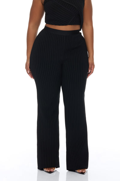 https://cdn.shopify.com/s/files/1/0293/9277/files/04-17-26_S9_29_24GWQ8418B_Black_ZSR_AE_IM_13-33-31_PLUS_39114_PXF.jpg?v=1776966368&with=400&height=600