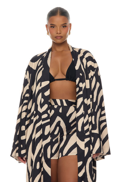 https://cdn.shopify.com/s/files/1/0293/9277/files/04-17-26_S9_43_FN25118_Blackcombo_AE_IM_14-30-44_PLUS_0999_PXF.jpg?v=1776967140&with=400&height=600